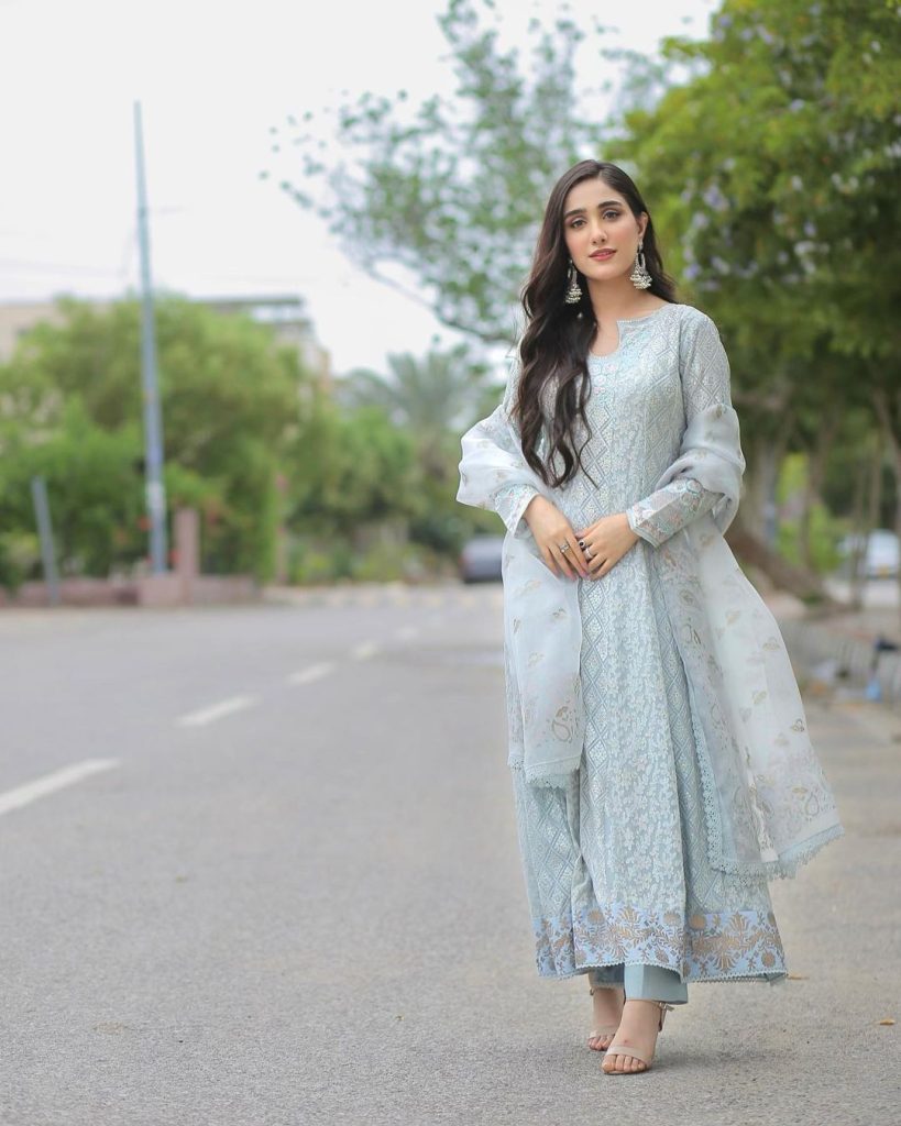 170 Best Pakistani Frocks ideas | pakistani dress design, stylish dress  designs, stylish dresses
