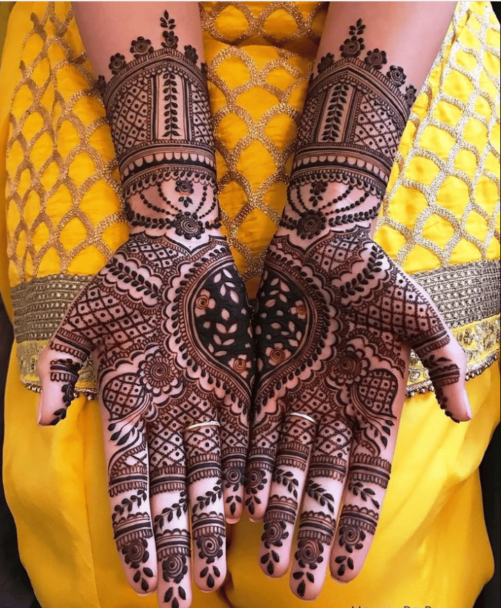 Mehndi Designs For Bride's Sister