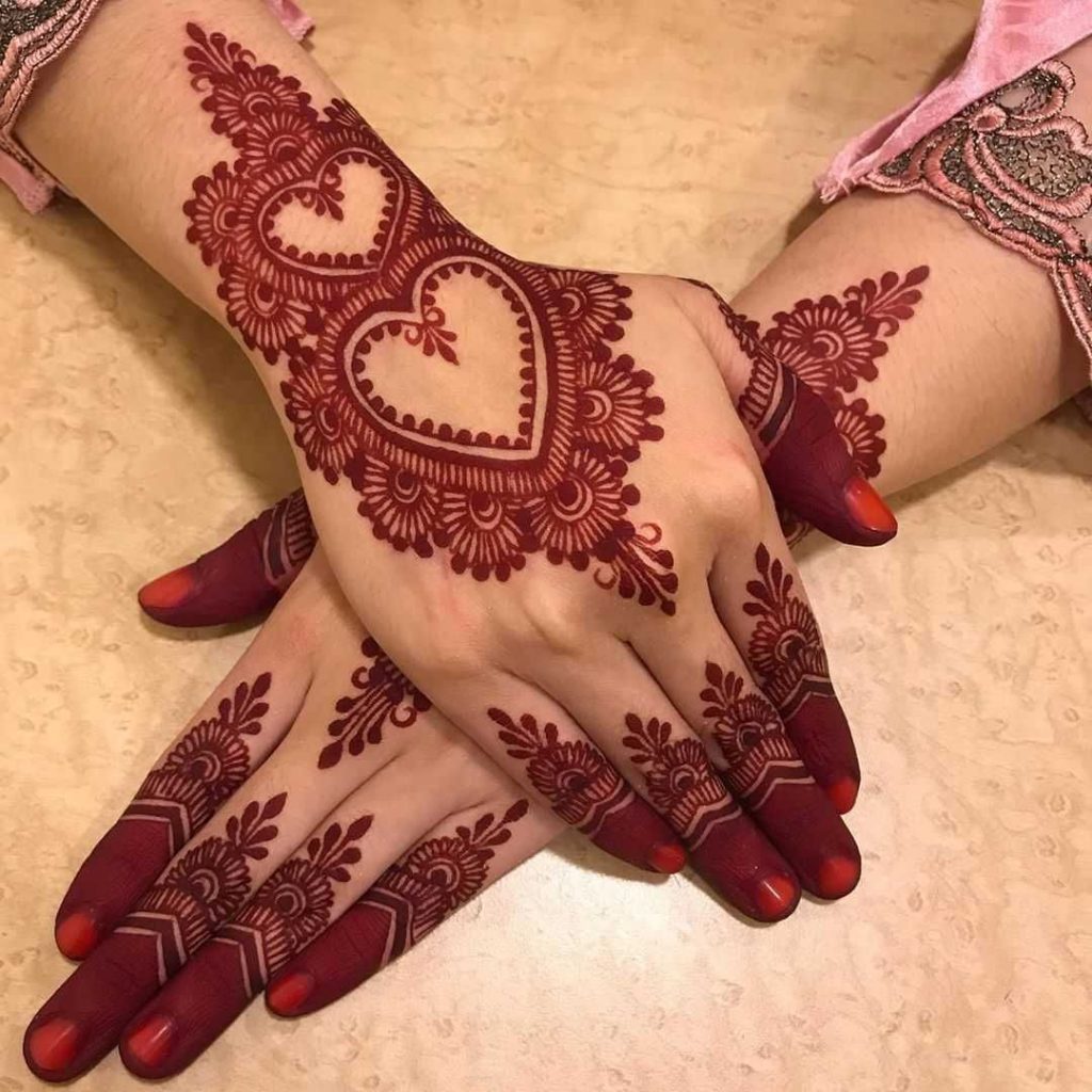 Simple Arabic Bridal Mehndi Design