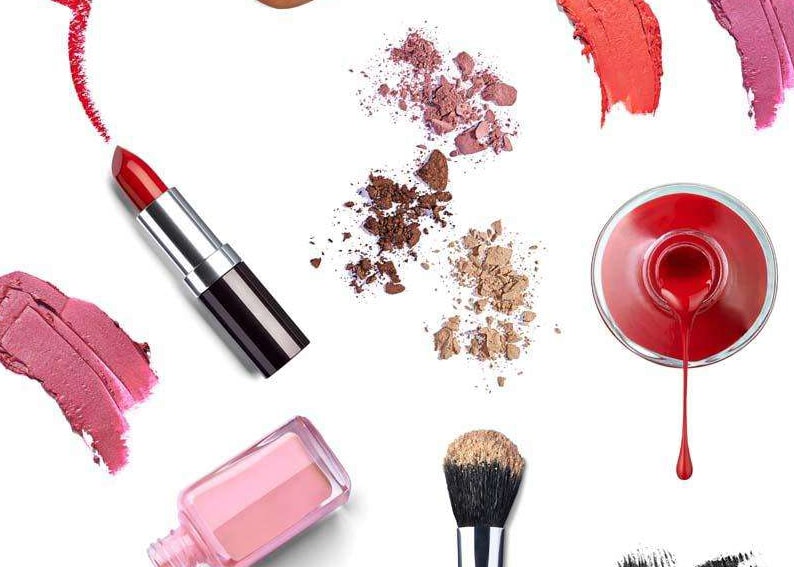 Top Lipstick Brands in Pakistan