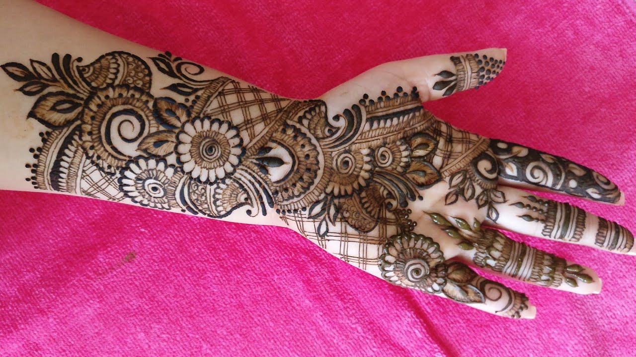 Trendy Beautiful Arabic Mehndi Design for Front Hand