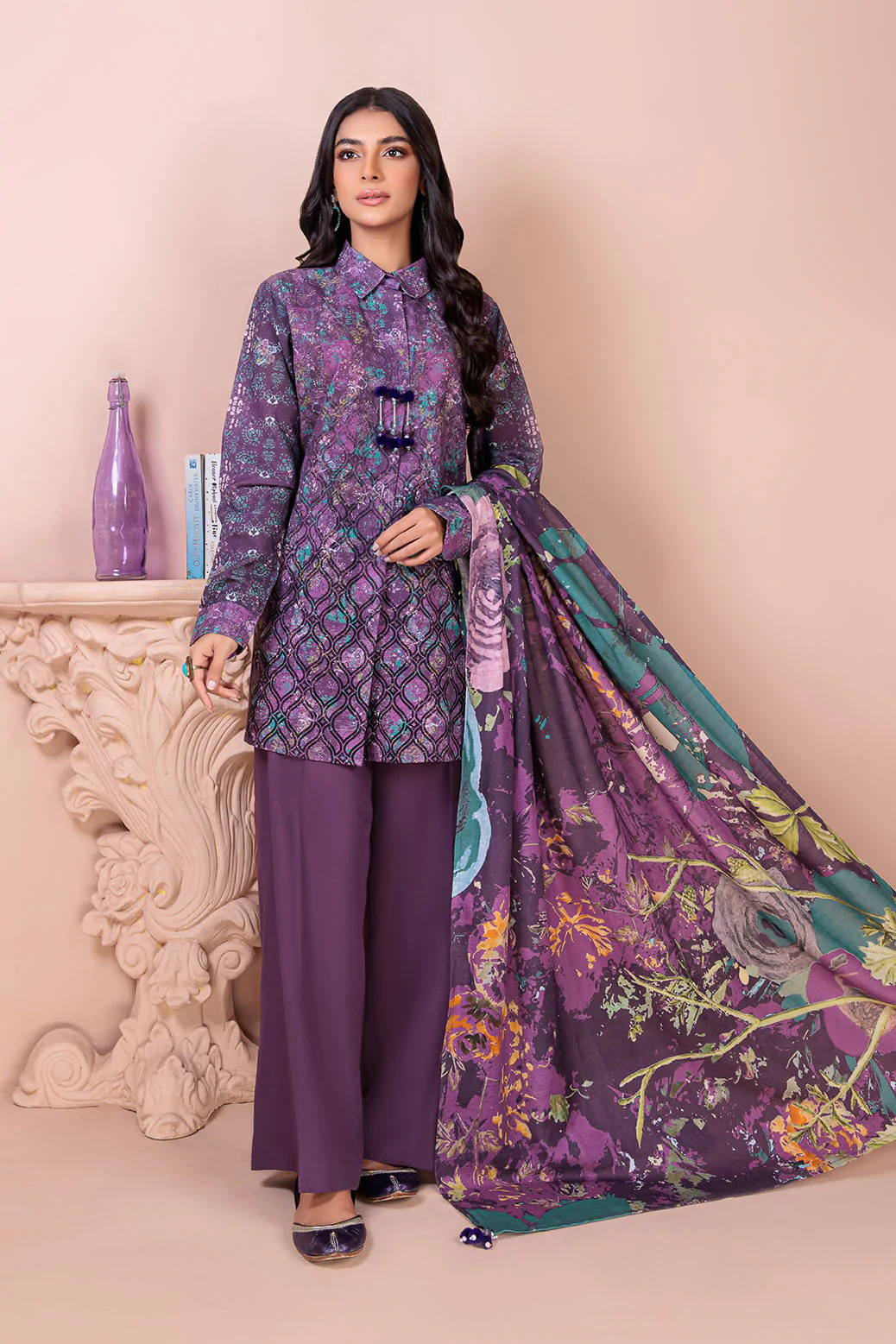 Digital Printed Khaddar 3 Pc Purple Suit