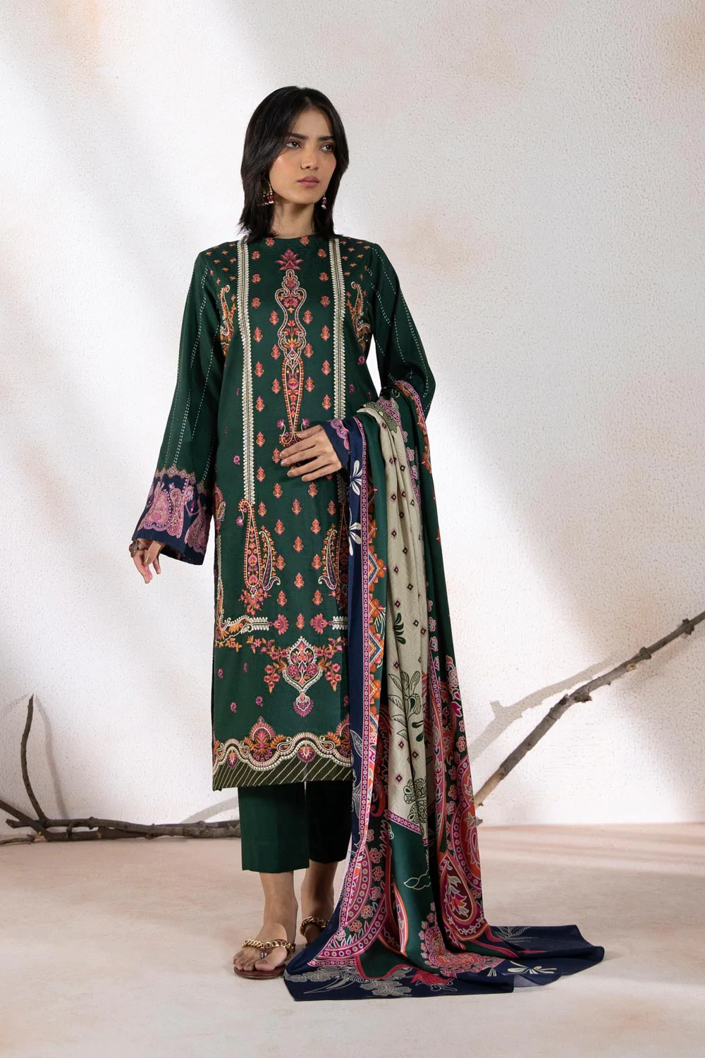 Embroidered Linen Unstitched 3 pc Green Suit