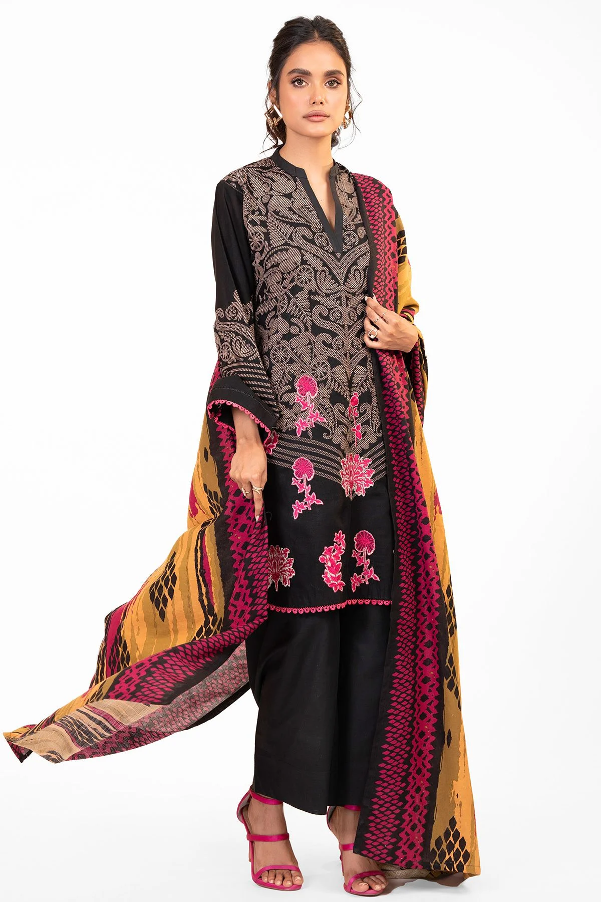 Embroidered Khaddar Unstitched 3 Pc Black Suit