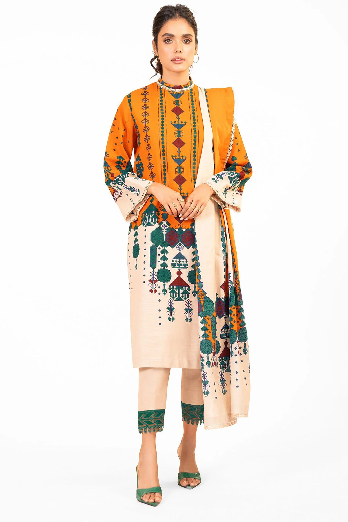 3 Pc Embroidered Khaddar Suit