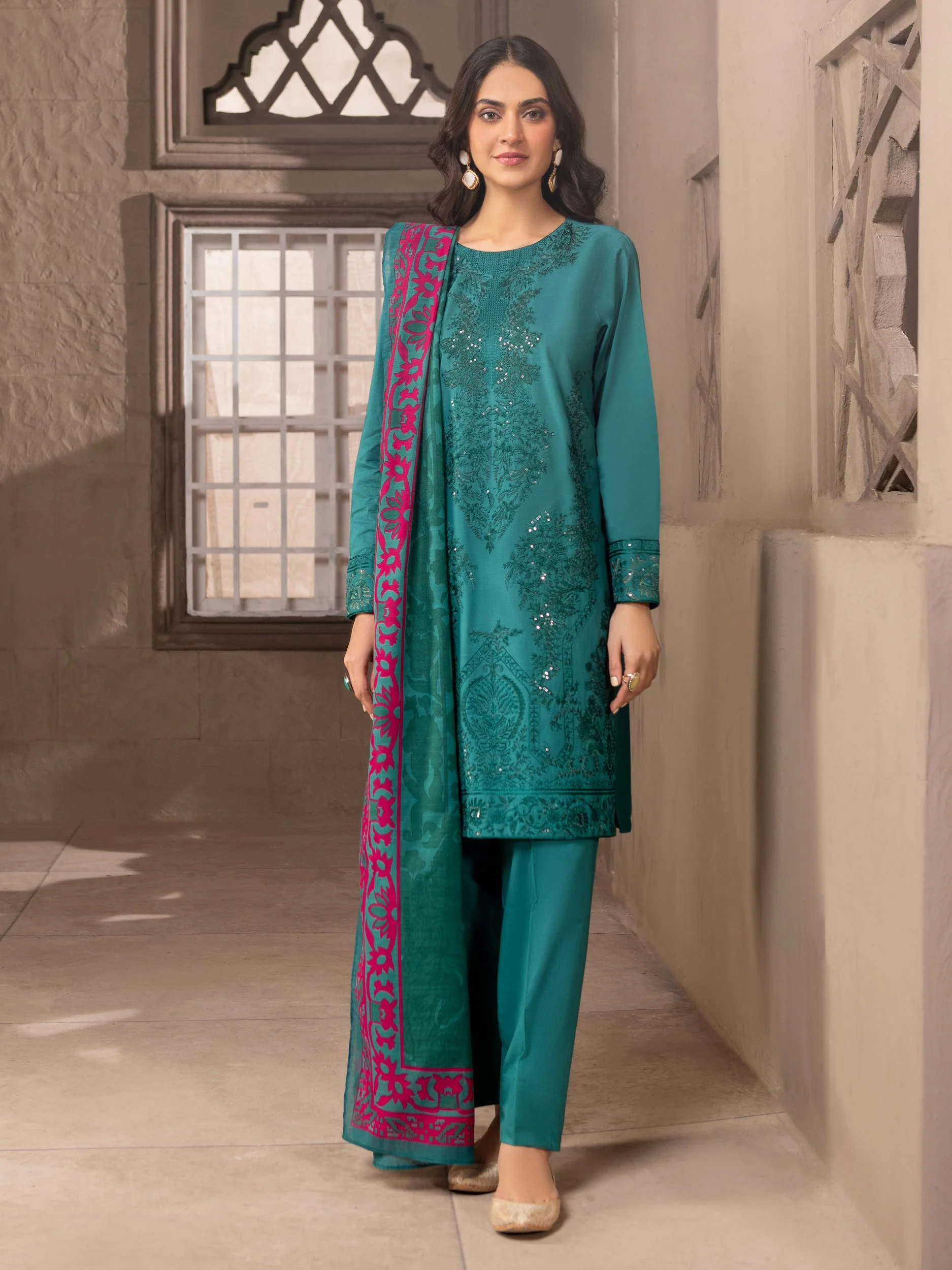 3 Piece Lawn Suit-Embroidered 3Pc
