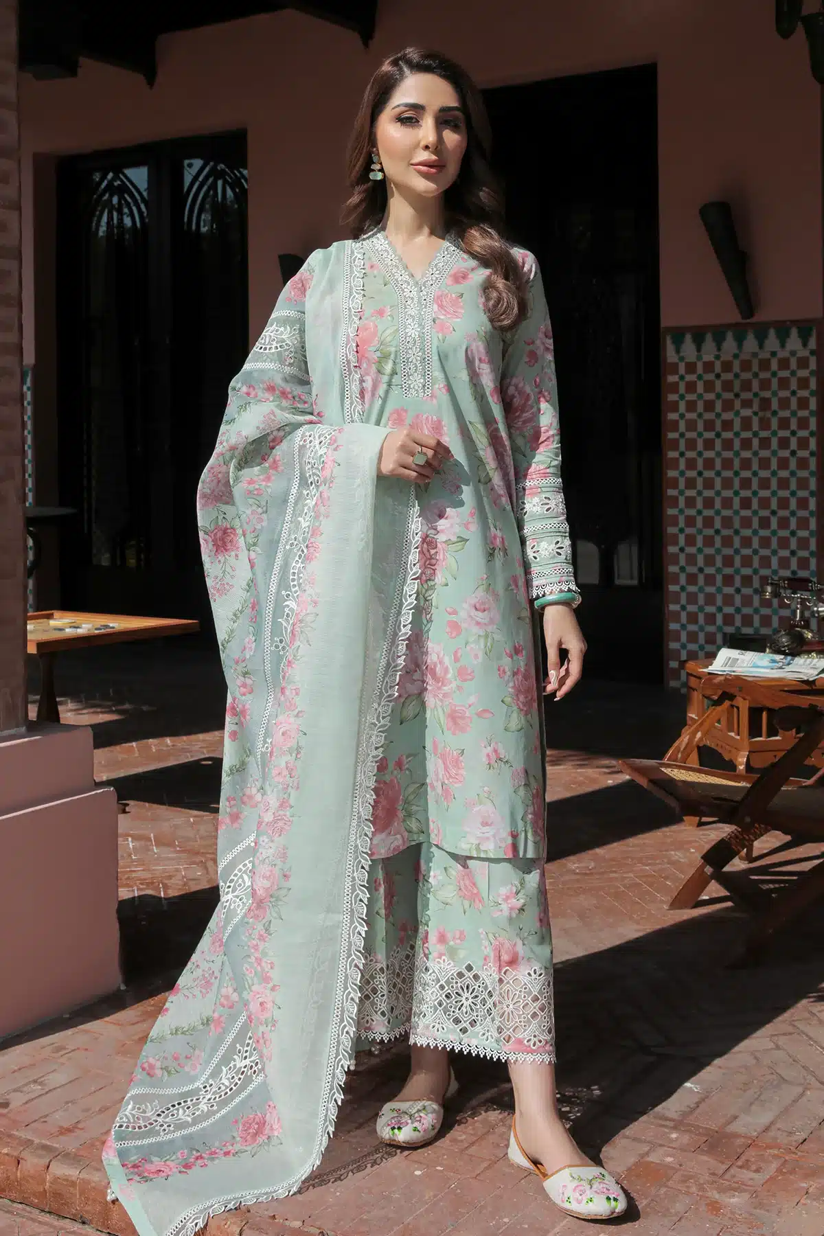 Baroque embroidered lawn sale suit