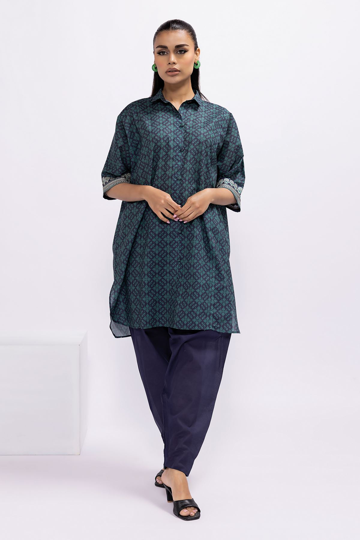 Printed Embroidered Lawn 2pc