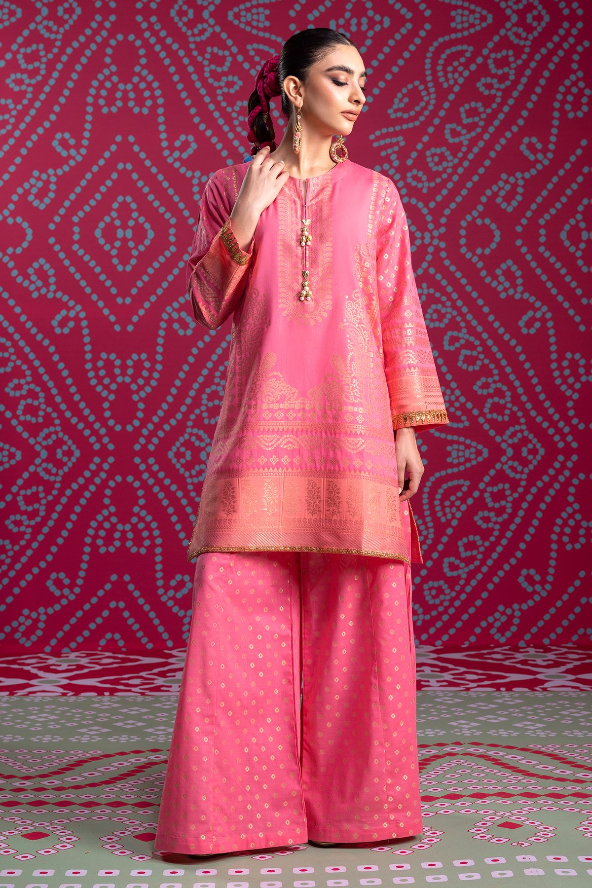Yarn Dyed Embroidered 3pc suit