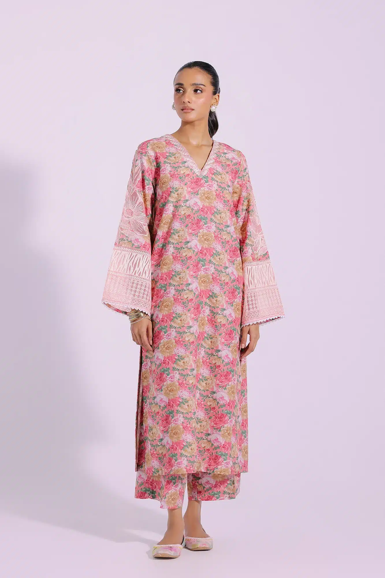 EMBROIDERED SUIT Pink color